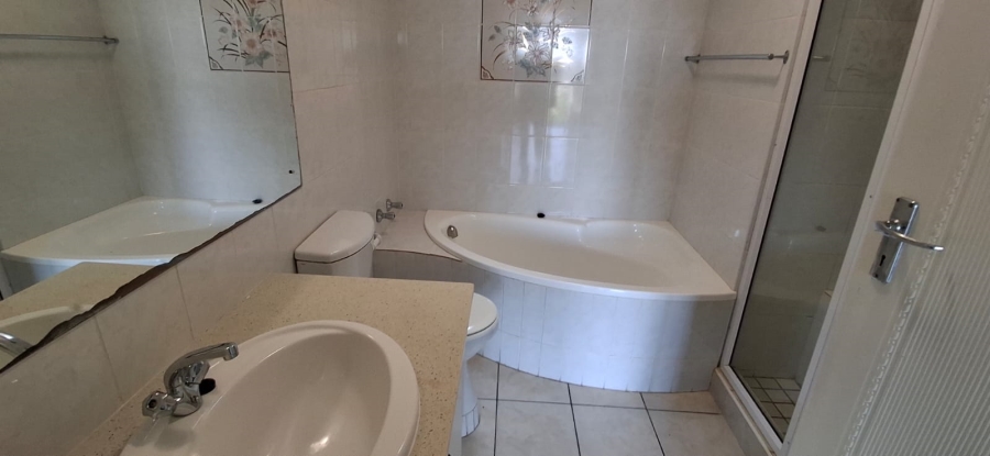 3 Bedroom Property for Sale in Gonubie Eastern Cape